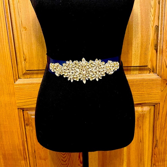 Rhinestone belt - Picture 1 of 4